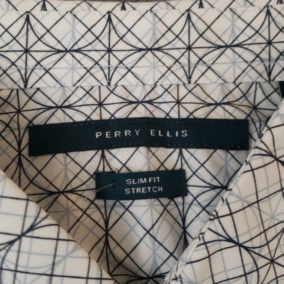 Perry Ellis short sleeve button down dress shirt - Picture 4 of 4